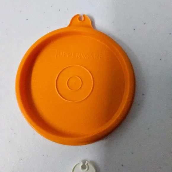 Tupperware Round Replacement Seals Lids Colorful Vintage Retro Set of 4 - Picture 5 of 8